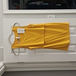 NWT Latched Mama nursing tank in Goldenrod